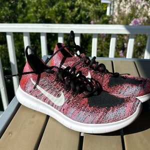 Nike Free RN Flyknit